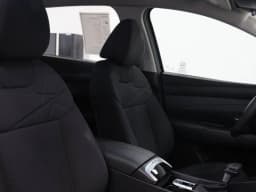 Hyundai Tucson SE AWD 2026 — side view