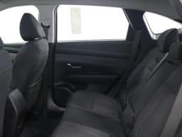 Hyundai Tucson SE AWD 2026 — side view