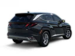 Hyundai Tucson SE AWD 2026 — side view