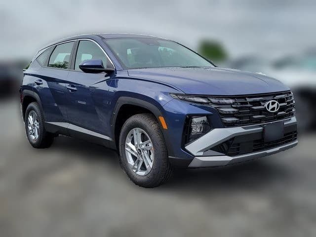 Hyundai Tucson SE AWD 2026 — side view