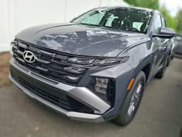 Hyundai Tucson SE AWD 2026 — side view