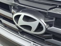 Hyundai Tucson SE AWD 2026 — side view
