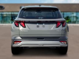 Hyundai Tucson SE AWD 2026 — side view