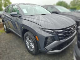 Hyundai Tucson SE AWD 2026 — side view