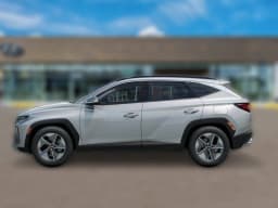 Hyundai Tucson SEL FWD 2026 — side view