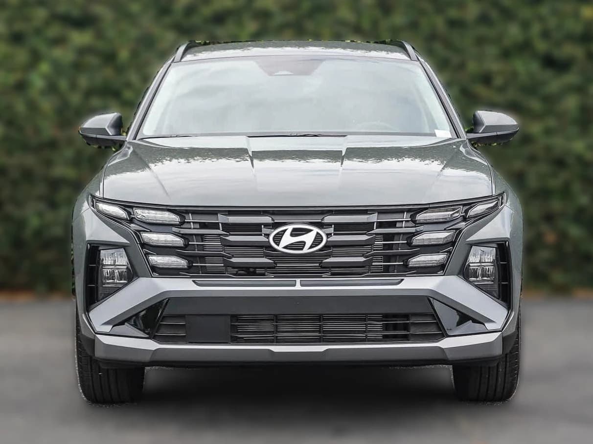 Hyundai Tucson SEL FWD 2026 — side view