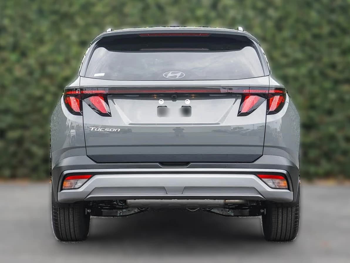 Hyundai Tucson SEL FWD 2026 — side view