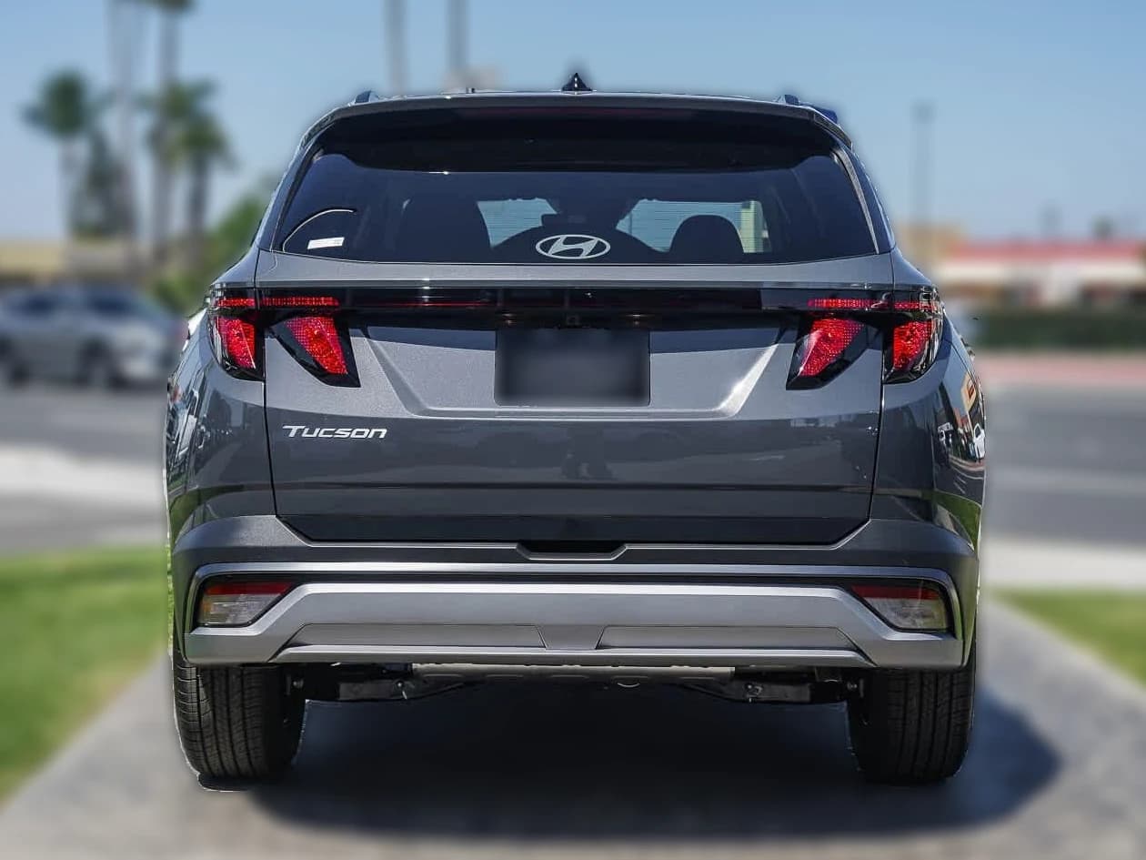Hyundai Tucson SEL FWD 2026 — side view