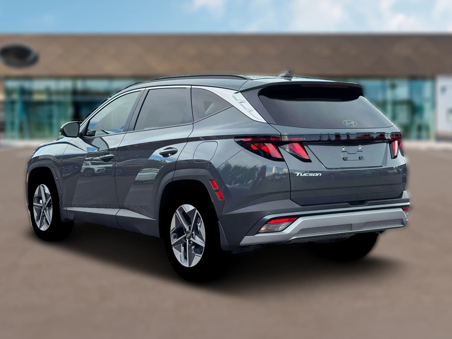 Hyundai Tucson SEL FWD 2026 — side view