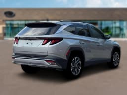 Hyundai Tucson SEL FWD 2026 — side view