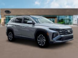 Hyundai Tucson SEL FWD 2026 — side view