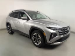 Hyundai Tucson SEL FWD 2026 — side view
