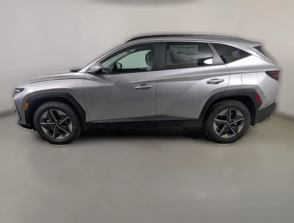 Hyundai Tucson SEL FWD 2026 — side view