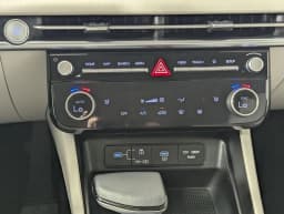 Hyundai Tucson SEL FWD 2026 — side view