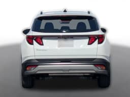 Hyundai Tucson SEL FWD 2026 — side view