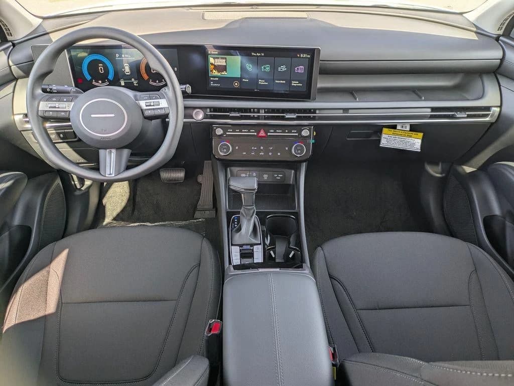 Hyundai Tucson SEL FWD 2026 — side view