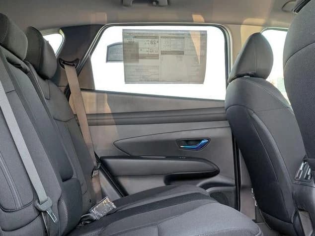 Hyundai Tucson SEL FWD 2026 — side view