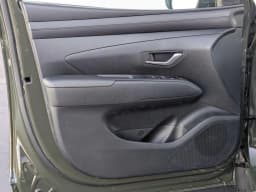 Hyundai Tucson SEL FWD 2026 — side view