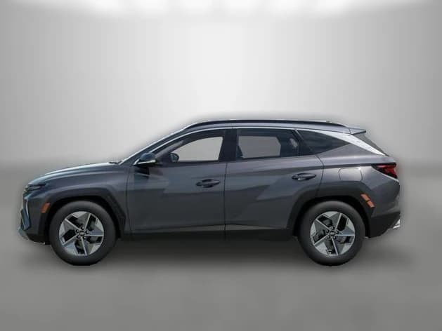 Hyundai Tucson SEL FWD 2026 — side view