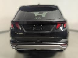 Hyundai Tucson SEL FWD 2026 — side view