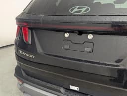 Hyundai Tucson SEL FWD 2026 — side view