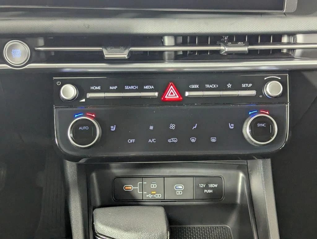 Hyundai Tucson SEL FWD 2026 — side view