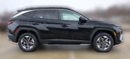 Hyundai Tucson SEL FWD 2026 — side view
