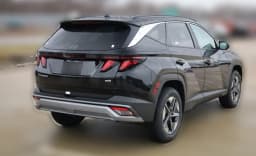 Hyundai Tucson SEL FWD 2026 — side view