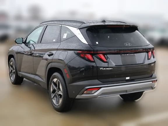 Hyundai Tucson SEL FWD 2026 — side view
