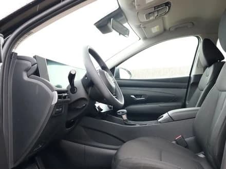 Hyundai Tucson SEL FWD 2026 — side view