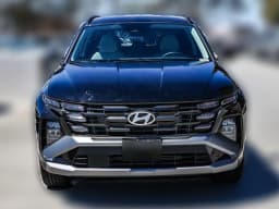 Hyundai Tucson SEL Plus FWD 2026 — side view