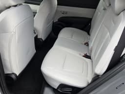 Hyundai Tucson SEL FWD 2026 — side view