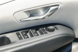 Hyundai Tucson SEL FWD 2026 — side view