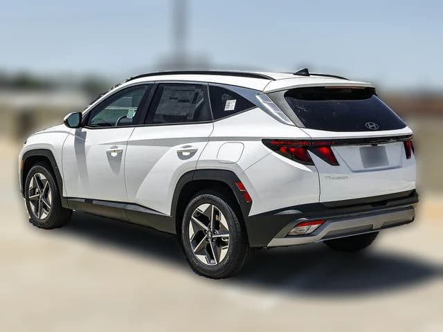 Hyundai Tucson SEL FWD 2026 — side view