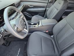 Hyundai Tucson SEL FWD 2026 — side view