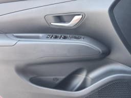 Hyundai Tucson SEL FWD 2026 — side view