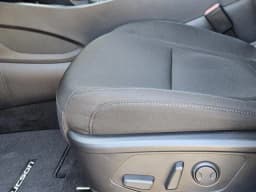 Hyundai Tucson SEL FWD 2026 — side view