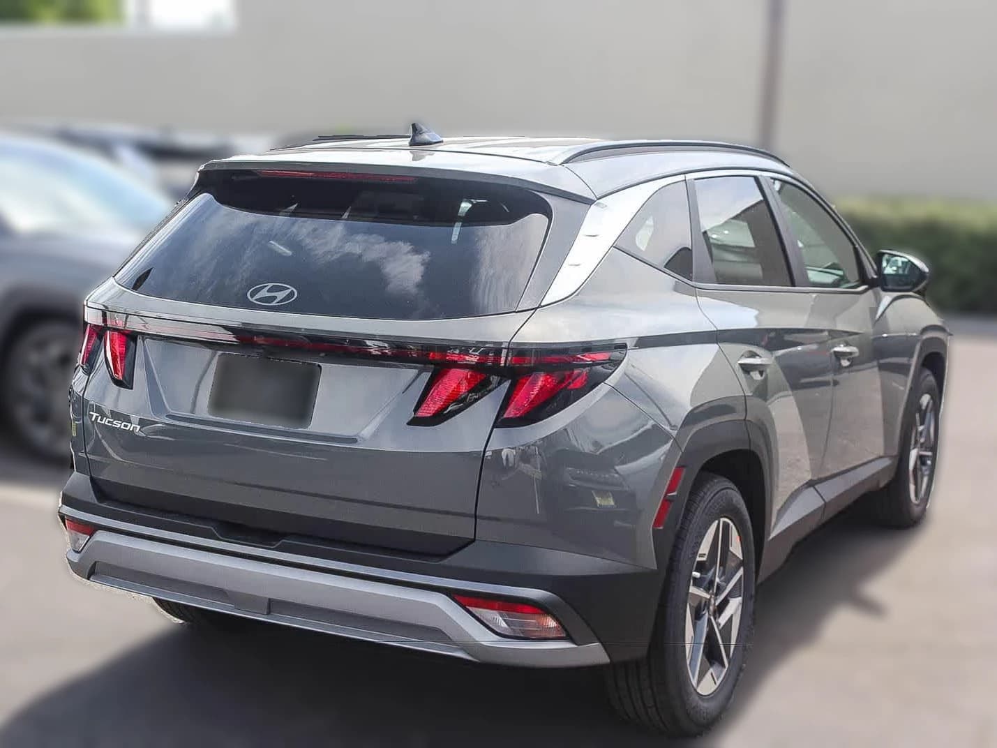 Hyundai Tucson SEL FWD 2026 — side view
