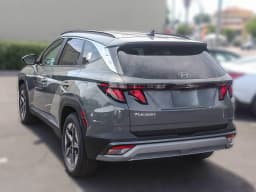 Hyundai Tucson SEL FWD 2026 — side view