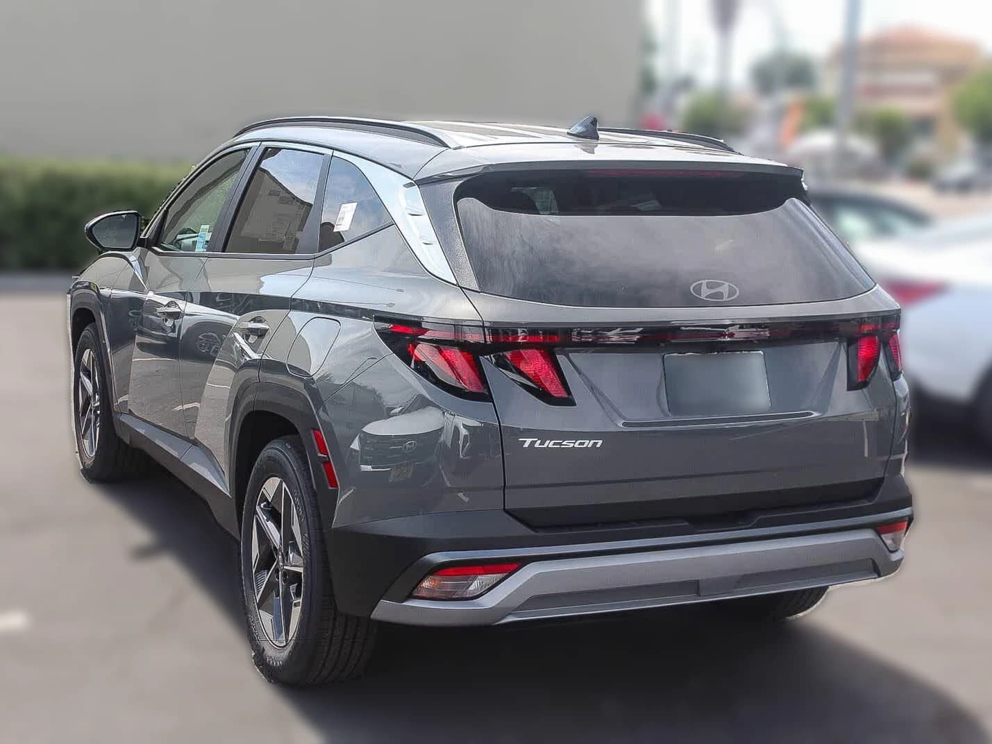 Hyundai Tucson SEL FWD 2026 — side view
