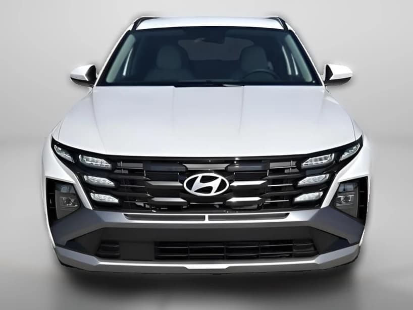 Hyundai Tucson SEL Plus FWD 2026 — side view