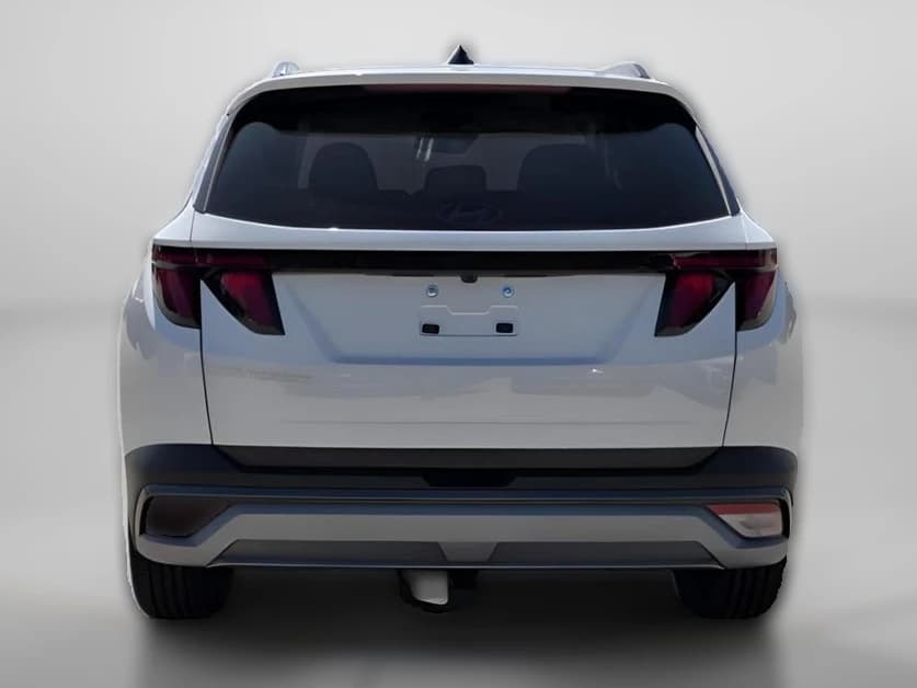Hyundai Tucson SEL Plus FWD 2026 — side view