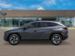 Hyundai Tucson SEL FWD 2026 — side view