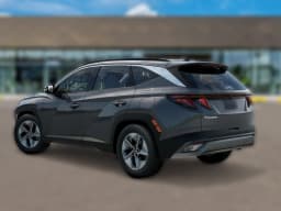 Hyundai Tucson SEL FWD 2026 — side view