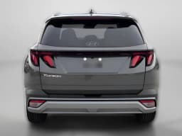 Hyundai Tucson SEL Plus FWD 2026 — side view