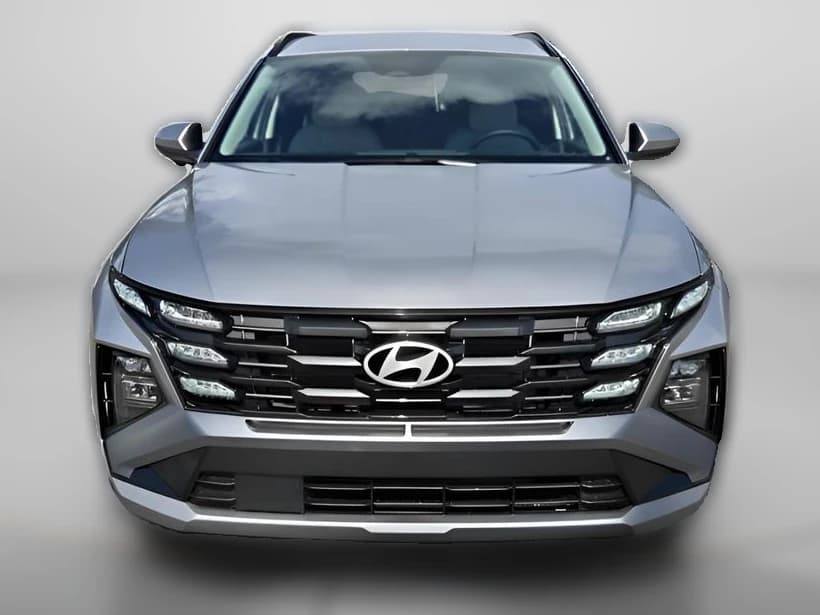 Hyundai Tucson SEL Plus FWD 2026 — side view