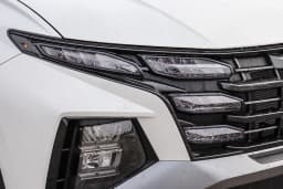 Hyundai Tucson SEL FWD 2026 — side view