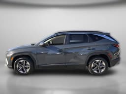 Hyundai Tucson SEL FWD 2026 — side view