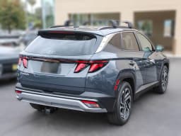 Hyundai Tucson SEL Plus FWD 2026 — side view
