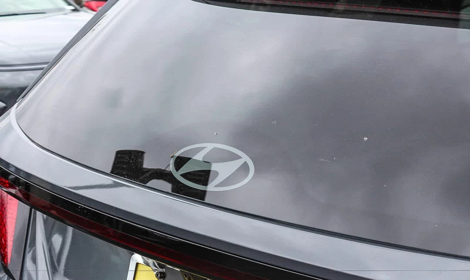 Hyundai Tucson SEL Plus FWD 2026 — side view